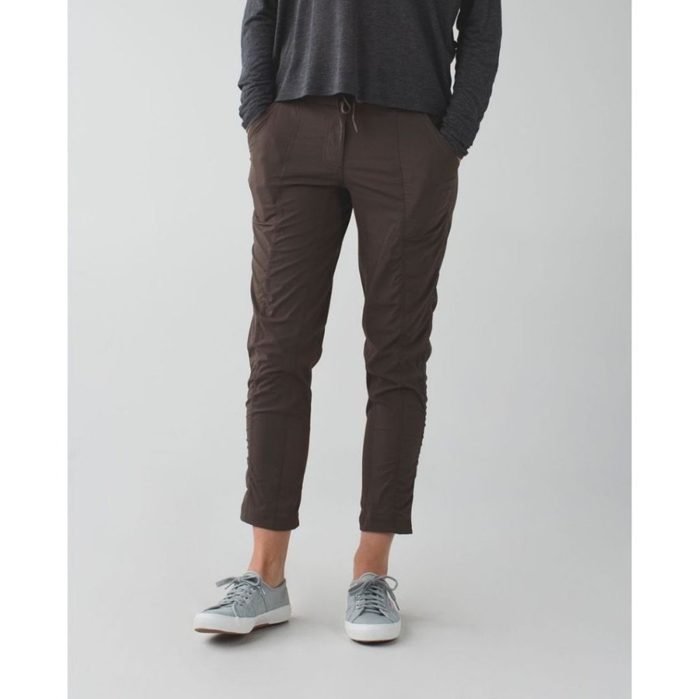 Lululemon Street To Studio Pant II 26" Bark Chocolate Swift Size 2